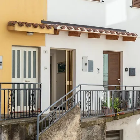 Casa Doria Apartment Baunei